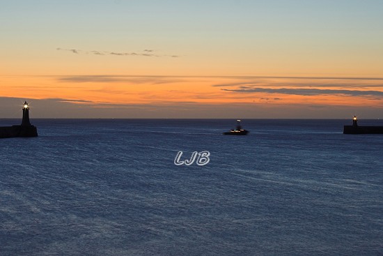 Waiting for the QE2 at dawn.