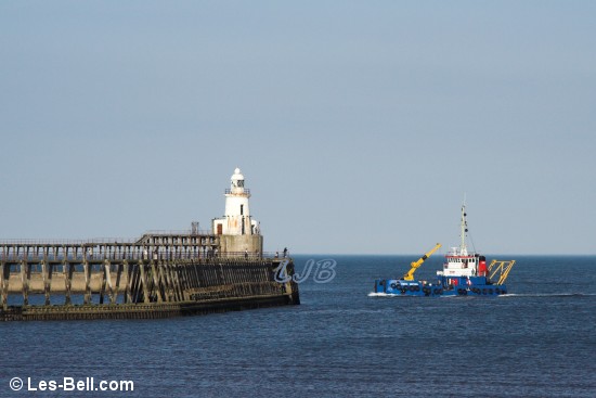 Forth Sentinel entering the RiverBlyth.