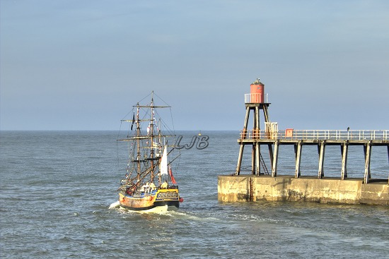 HM Bark Endeavour replica leaving the river for a cruise.