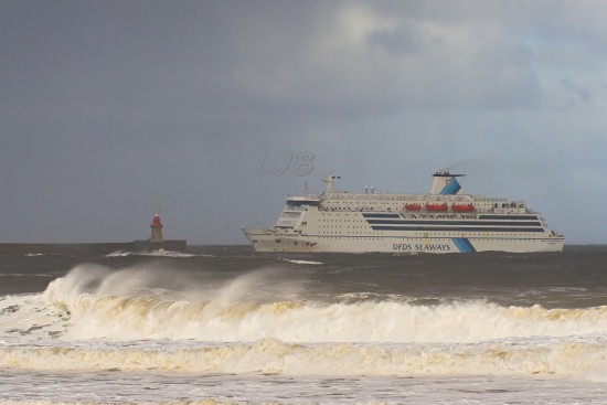 King of Scandinavia approaching South Shields, Tyne & Wear